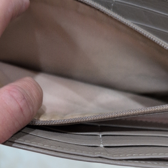 Radley London Beige Leather Wallet - Picture 9 of 12